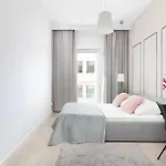 Easy Rent - Desire Centrum, 24h Check-in *
